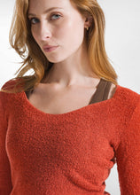 Lade das Bild in den Galerie-Viewer, Boucle Pullover terracotta