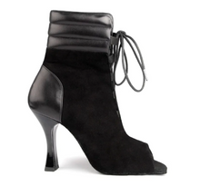 Lade das Bild in den Galerie-Viewer, Heels