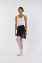 Lade das Bild in den Galerie-Viewer, Wickelrock in zwei Längen