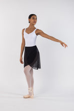 Lade das Bild in den Galerie-Viewer, Wickelrock in zwei Längen