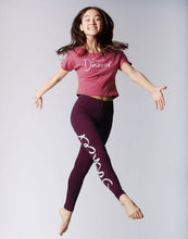 Lade das Bild in den Galerie-Viewer, Crop Top aus Viskose