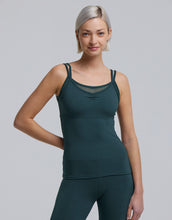Lade das Bild in den Galerie-Viewer, Sport Mesh Top aus Viskose