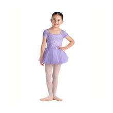 Lade das Bild in den Galerie-Viewer, Tüllkleid aus Samt