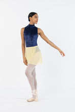 Lade das Bild in den Galerie-Viewer, Vicard Wickelrock kurz gelb