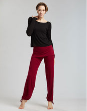 Lade das Bild in den Galerie-Viewer, Dünnes weiches Langarmshirt aus Bambusviskose, Naturfasermaterial, von TempsDanse